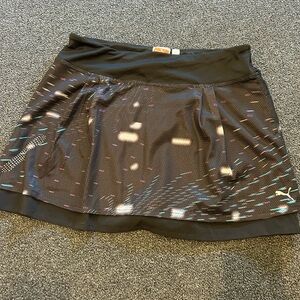 Puma Women's Black Graphic Mini Skirt